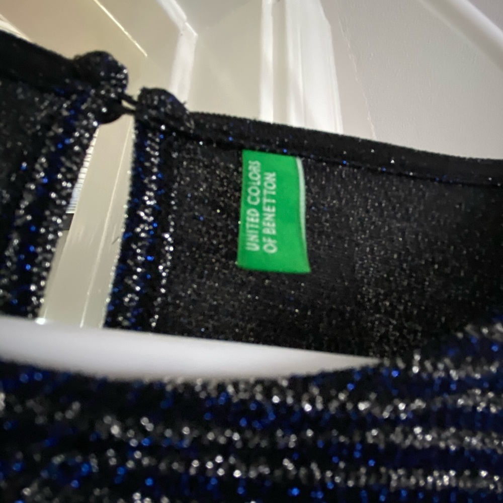 Top - Picture 3 of 3